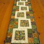 Quilted Table Runner Steppi..