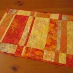 Quilted Table Runner Sunshi..