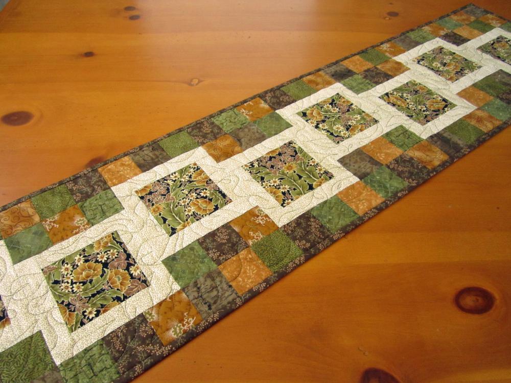 Quilted Table Runner Stepping Blocks