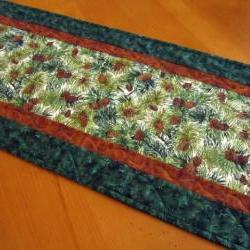 Pine Cones Quilted Table Runner